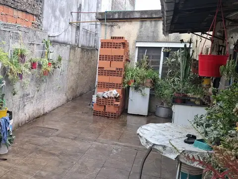 Depto Tipo Casa en Venta de 5 ambientes