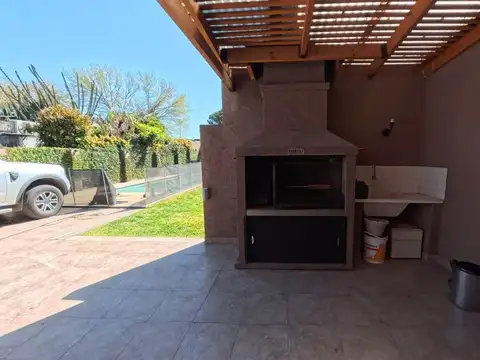 Depto Tipo Casa 4 ambientes con 1 baño