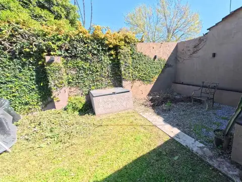 Depto Tipo Casa en Venta de 4 ambientes