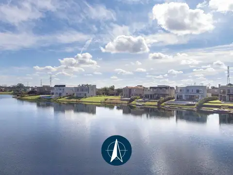 Lote en venta en Barrio Casuarinas, Nordelta.