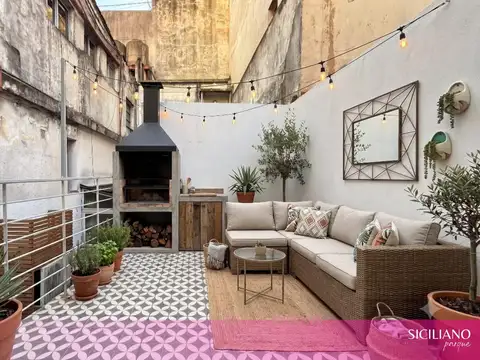 Depto Tipo Casa en Venta en Flores, USD 103.000