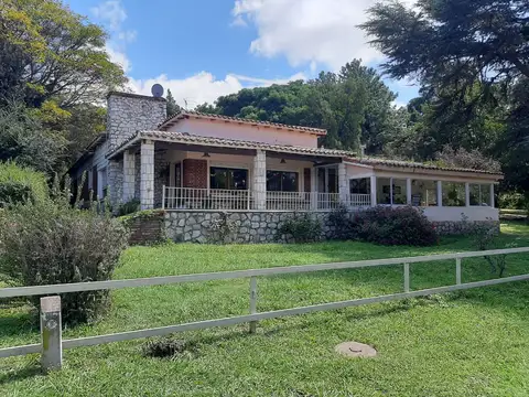 Hostería a la venta en Bialet Masse. (CO10)