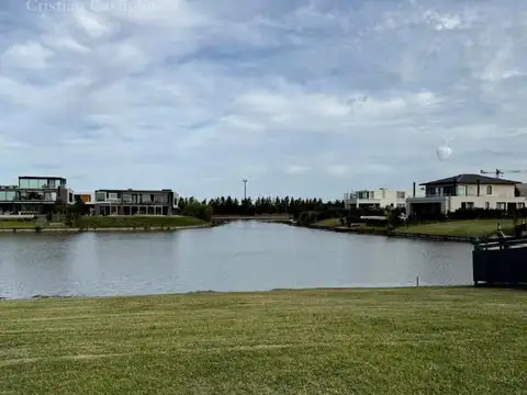 Terreno en Venta de 910,0 m2