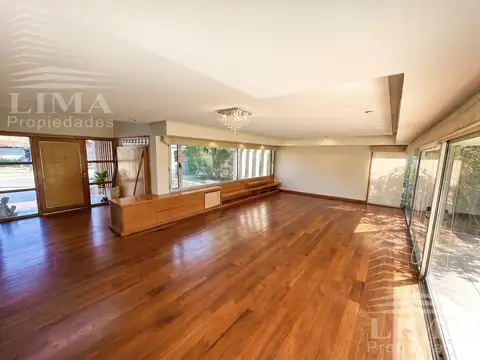 Casa en Alquiler de 4 dormitorios