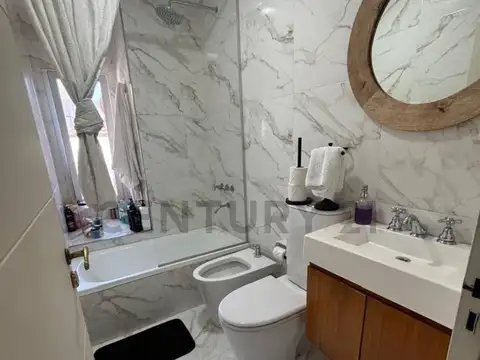 Casa 4 ambientes con 1 baño