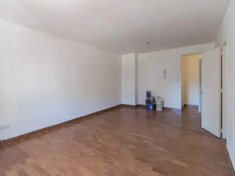Excelente monoambiente reciclado, zona universidades 