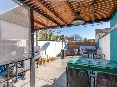 Depto Tipo Casa en Venta en Agronomia, USD 120.000