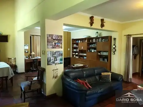 Casa en venta c/ cochera en Belén de Escobar