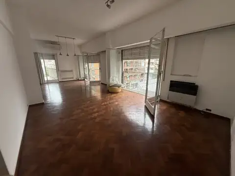 Casa 6 ambientes con 1 baño