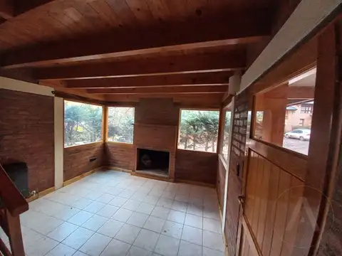 Casa 3 ambientes con 2 baños