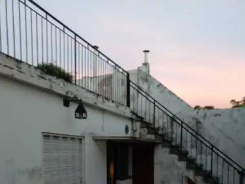 Depto Tipo Casa en Venta de 4 ambientes