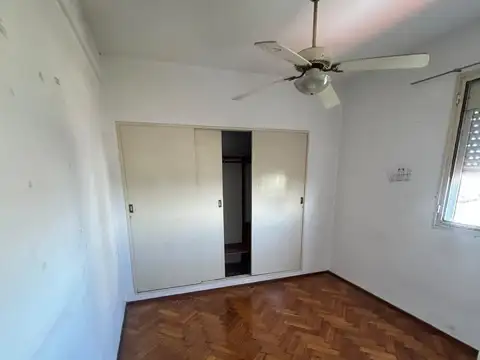Departamento en Alquiler en Pompeya, $ 500.000