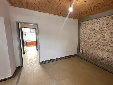 Casa en Alquiler en Fray Luis Beltran, $ 490.000