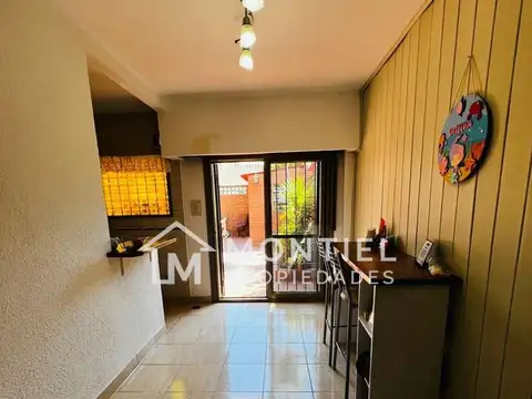 Casa 3 ambientes con 2 baños