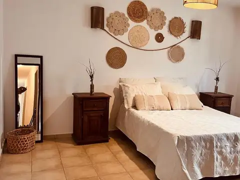 Casa en Alquiler Temporal con 1 cochera