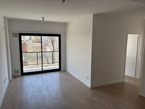 Departamento en Alquiler 3 ambientes Parque Chas 