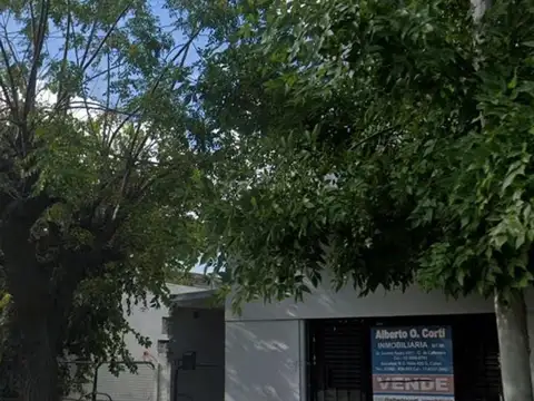 VIVIENDA  UNIFAMILIAR CON LOCAL