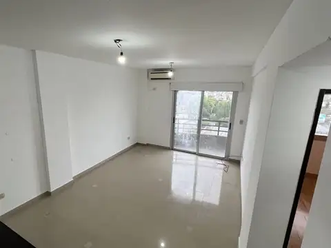 YRIGOYEN, HIPOLITO 700, Piso 8