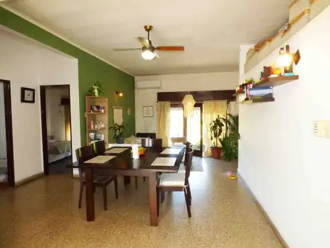 Depto Tipo Casa en Venta 43 años