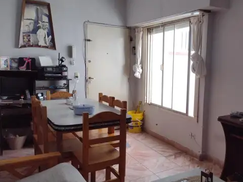 VENTA DEPARTAMENTO TRES AMBIENTES CONTRAFRENTE