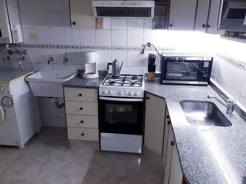 Depto Tipo Casa en Venta con 1 cocheras
