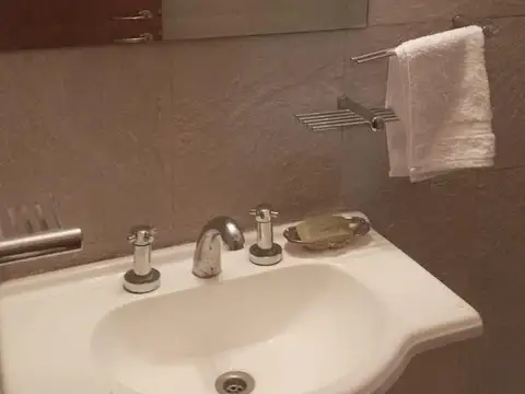 Departamento en Alquiler en Florida Mitre/Este, $ 1.200.000