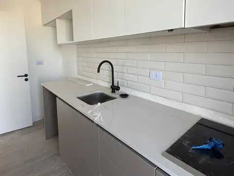 VENTA DOS AMBIENTES VILLA CRESPO CON BALCON TERRAZA Y PARRILLA
