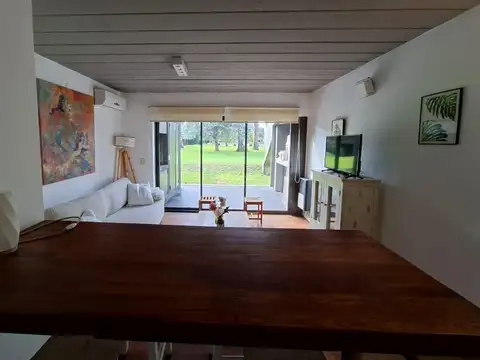 Departamento en Alquiler con 1 cocheras