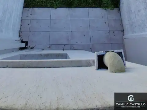 Casa 2 ambientes con 1 baño