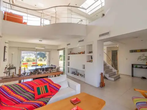 Sargento Cabral 3400