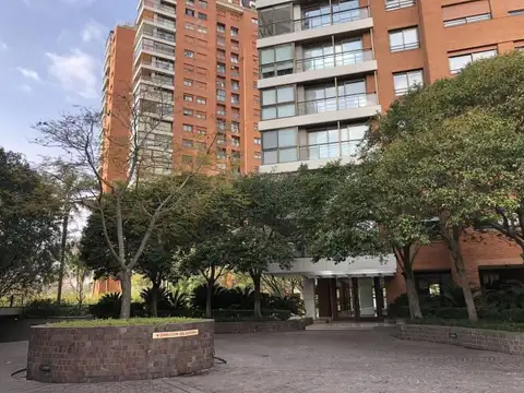 TORRE RAMSAY Amoblado 3 ambientes con dep y 2 cocheras. PRECIO PAQUETE