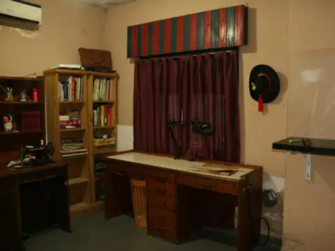Casa 4 ambientes con 1 baño