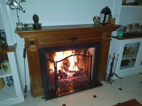 Casa en Venta con 5 cocheras