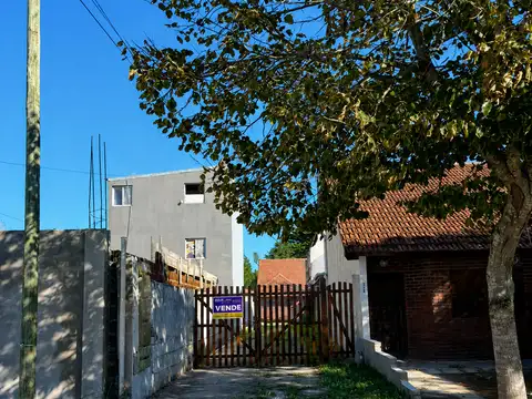 Calle 49 300
