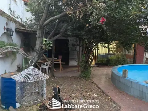 Casa 3 ambientes con 1 baño