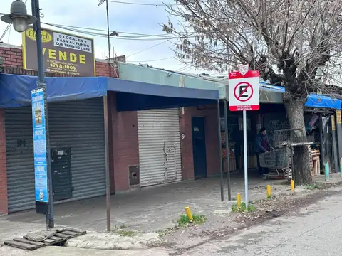 3 LOCALES Y UN DEPARTAMENTO - a MTS DE LA RUTA 202