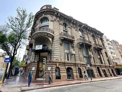 Avenida Vélez Sarsfield 300