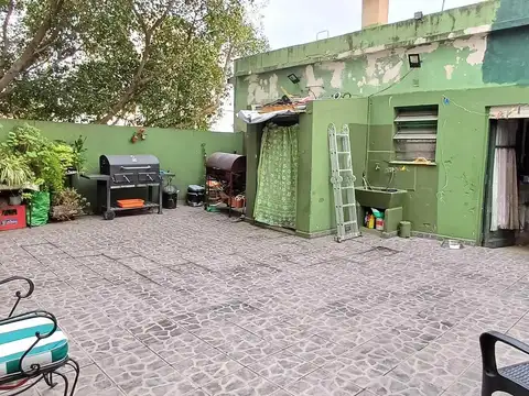 Depto Tipo Casa en Venta de 5 ambientes