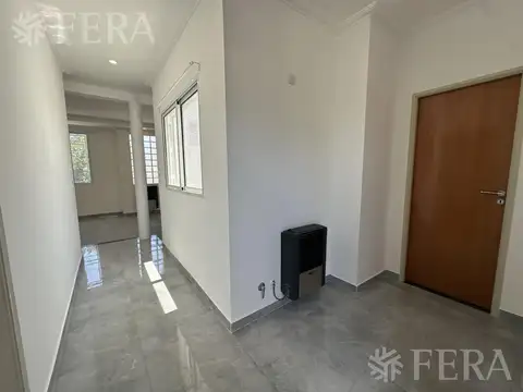 Depto Tipo Casa 3 ambientes con 2 baños