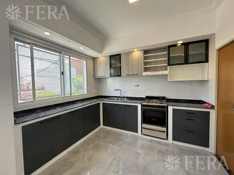 Depto Tipo Casa en Alquiler de 2 dormitorios