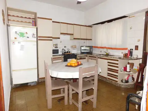 Depto Tipo Casa en Venta de 4 ambientes
