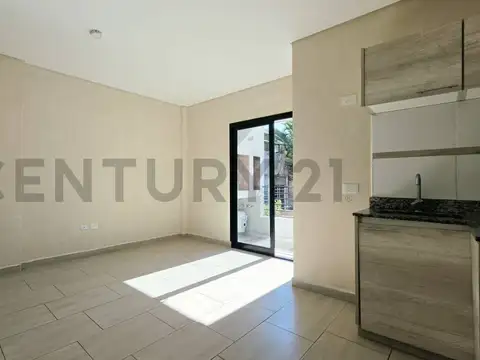 Departamento en Alquiler en Santos Lugares, $ 600.000