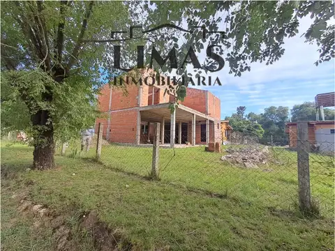 Los Reartes, casa terminar a 2 cuadras del río.