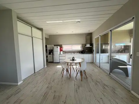 Casa en Alquiler de 3 dormitorios
