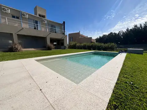 Casa de 5 ambientes en alquiler