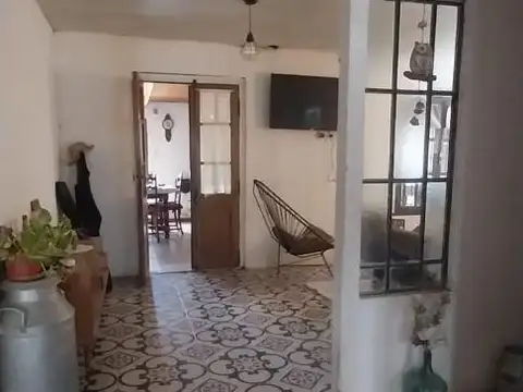 CASA EN BARRIO VALLE VIEJO - SAN EMILIO,  LUJAN