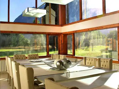 Casa 6 ambientes con 3 baños