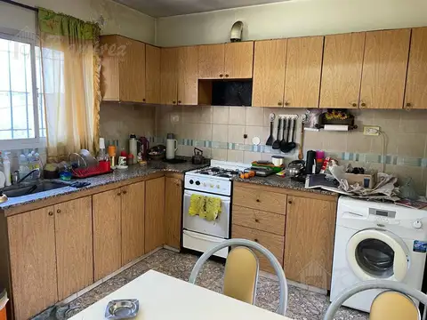 Casa 2 Amb. En Venta Oportunidad! - Moreno Centro