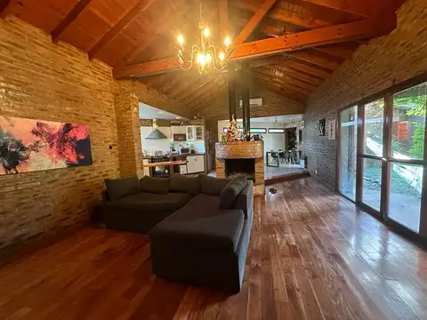 Casa en Venta en City Bell, USD 208.000