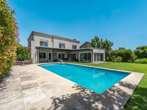 Venta  Barrio  Cerrado Villa Olivos central, Km 36